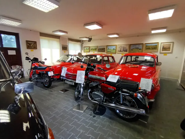 Muzeum historických vozidel