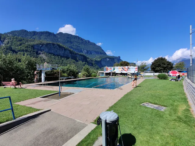 Schwimmbad Meiringen