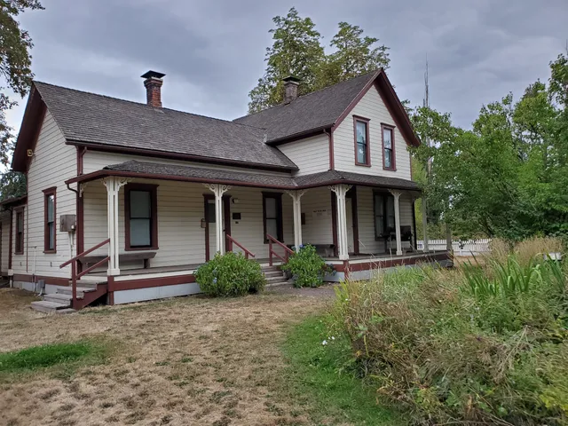Philip Foster Farm Historic Site on the Barlow Road/Oregon Trail