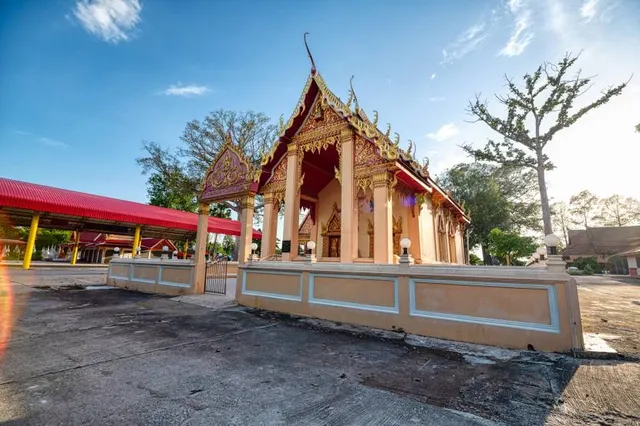 Wat Yang Na Rang Si