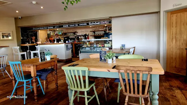 East Hills Bakery & Cafe