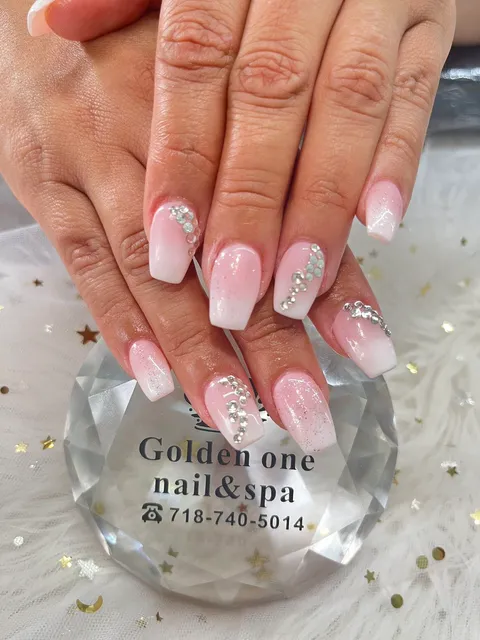 Golden one nail&spa