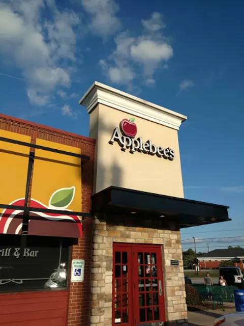 Applebee's Grill + Bar