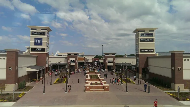 Paragon Outlets Twin Cities at Eagan