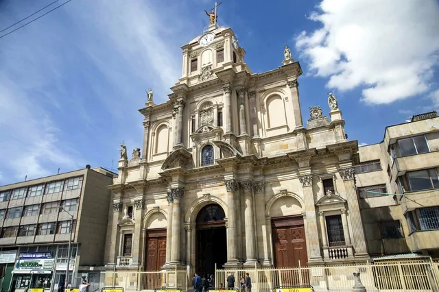 Parroquia Sagrado Corazón de Jesús - Basílica Menor Voto Nacional