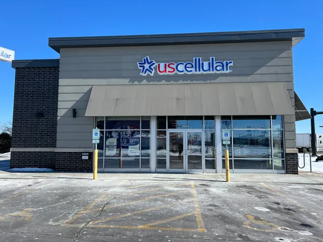 UScellular & T-Mobile