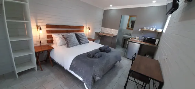 Studio Twenty8 Guest House