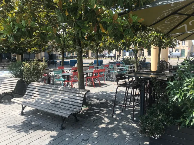 McDonald's Bordeau ' Village