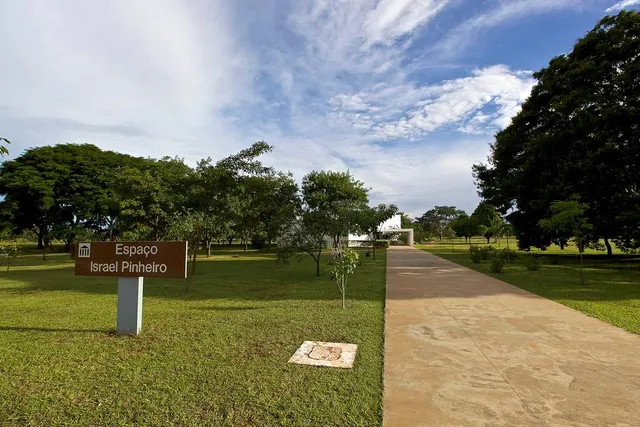 Israel Pinheiro space