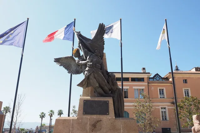 Place César Campinchi - Piazza César Campinchi
