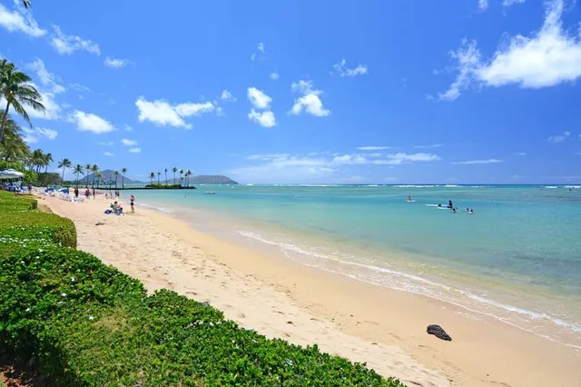 Kahala Hilton Beach