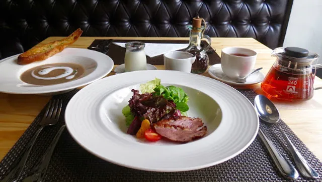 Uptown Brunch & Coffee