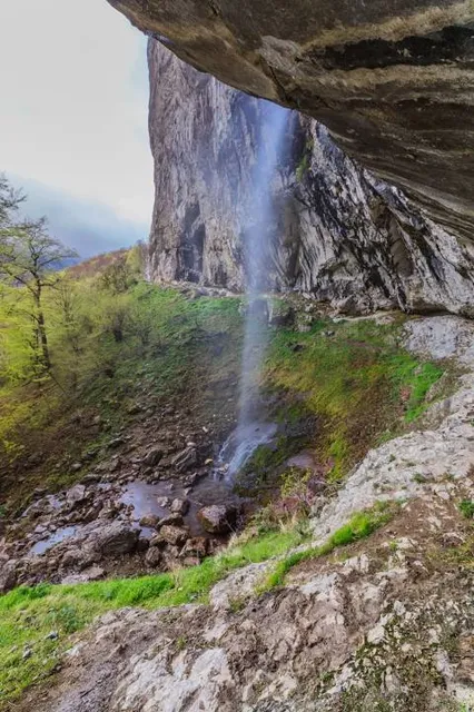 Vânturătoarea Waterfall