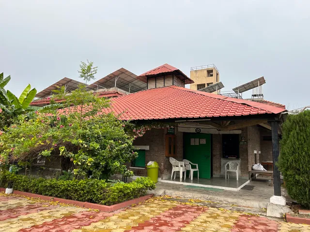 Sevagram aasharm,Yatri Niwas,