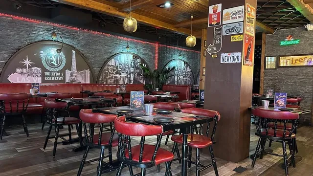 The Leytons "Creative Burger”