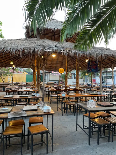 Amporn Seafood Buffet