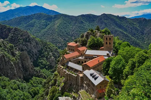 Abbaye Saint-Martin-du-Canigou