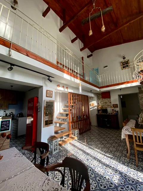 Dami Vintage Inn Boutique Hotel & Restaurant