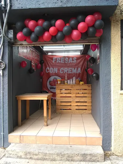 Gilberry's 2 fresas con crema