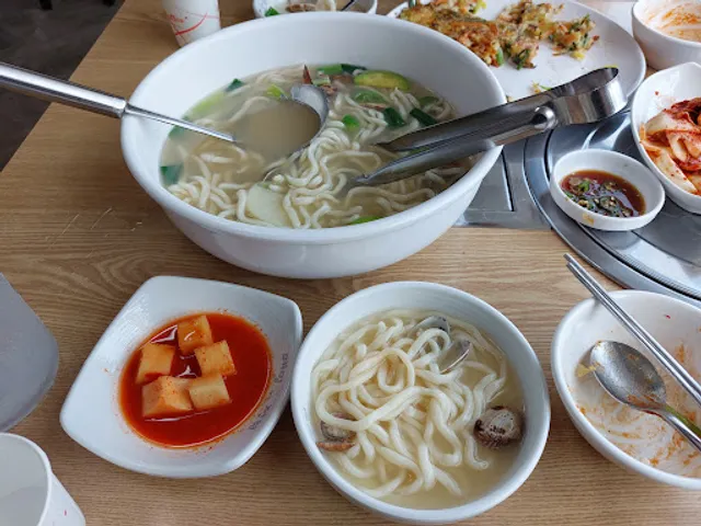 길마바지락칼국수