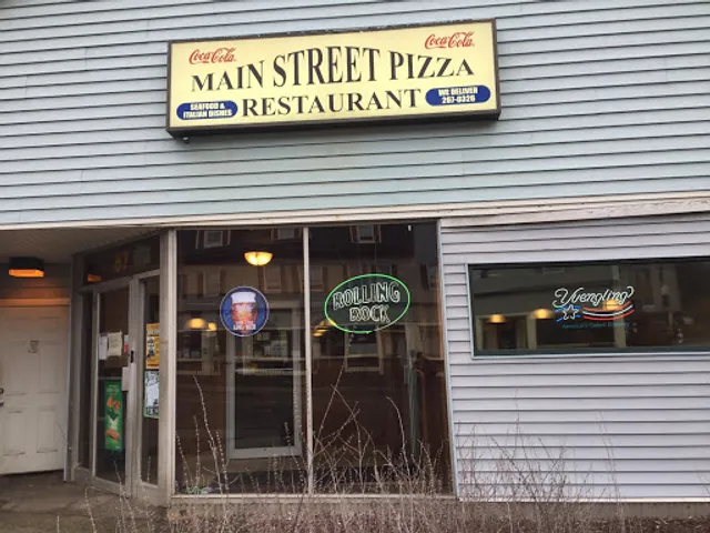Pizza on Main