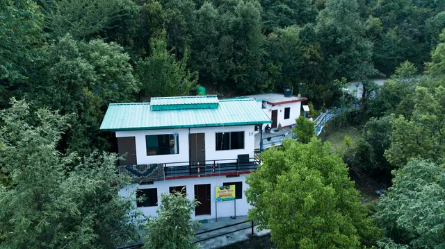 Jungal runs in home stay