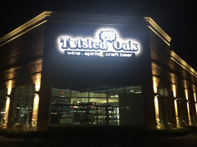 Twisted Oak Wine & Spirits