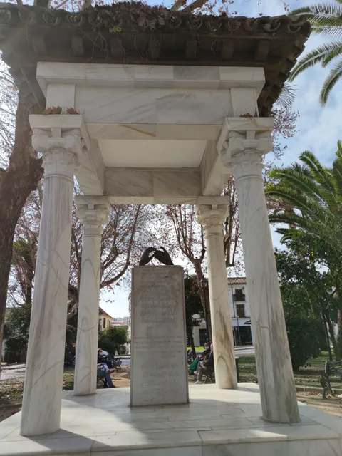 Monumento a Los Enamorados