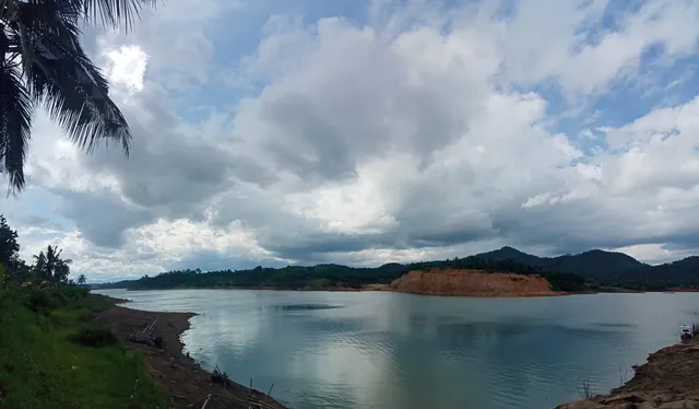 Lanakila Lake