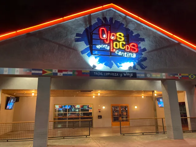 Ojos Locos Sports Cantina (Desert Sky - Phoenix, AZ)