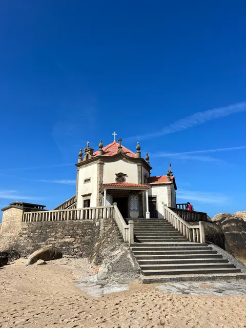 Senhor da Pedra beach