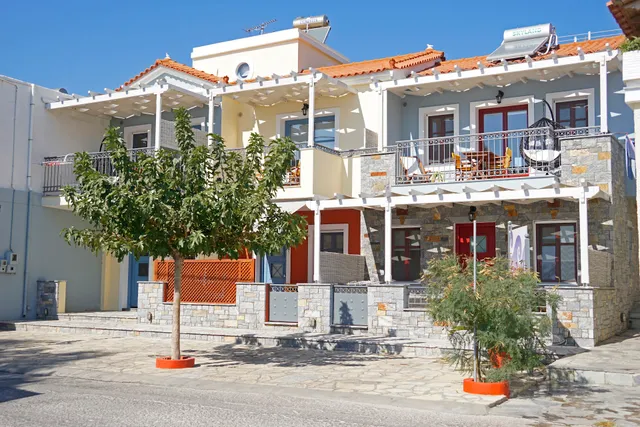 Enalion Studios and Apartments