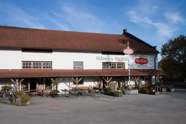 Schnapsmuseum "Glass distillery"