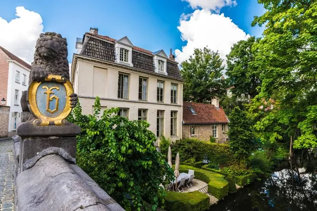 Lion's Bridge (Leeuwbrug)