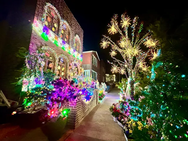 Bay Ridge Holiday House