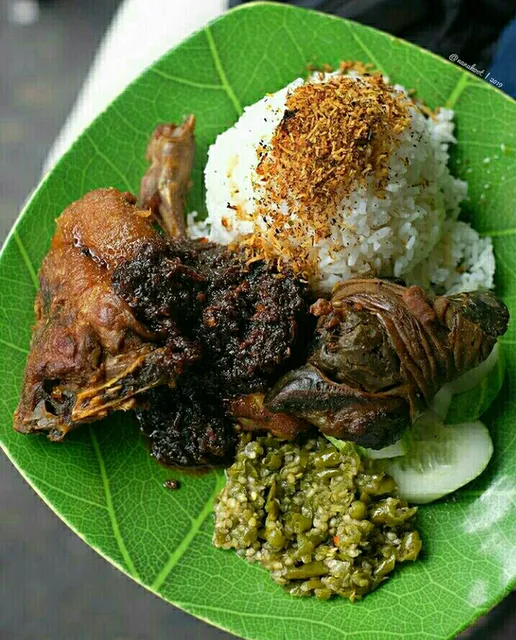 Nasi bebek madura