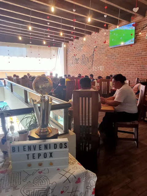 The Roof | Mar y Tierra