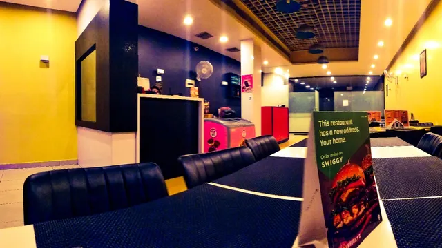 Rajnandini Restaurant & Banquet