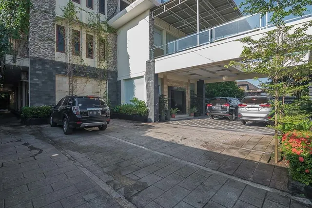 RedDoorz Plus near Cambridge City Square 2 Medan