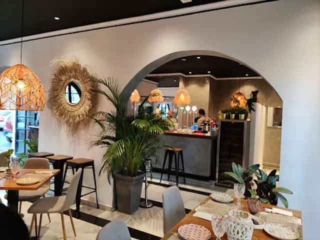 Mari Carmen por favor