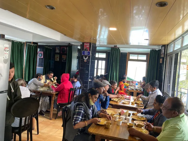 Senghiling Bar&Restaurant