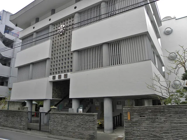 Jodoshu Daiotoyama Shokaku Temple
