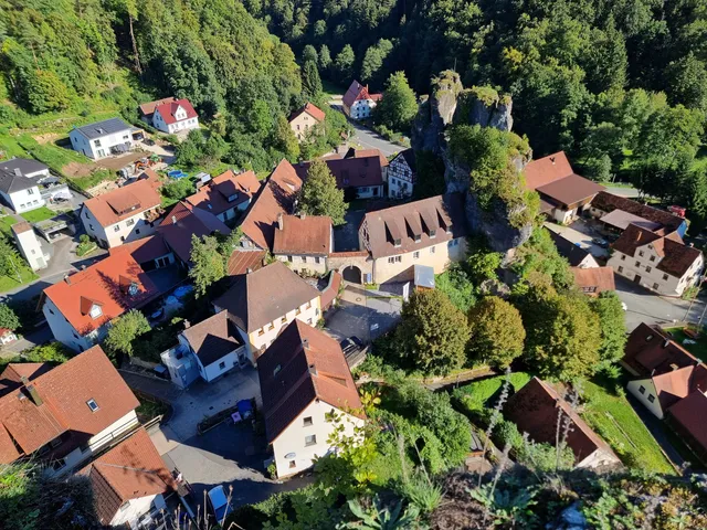 Burgstall Oberntüchersfeld