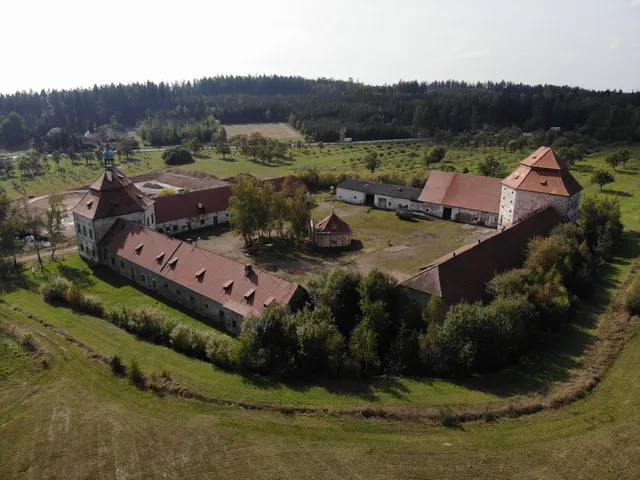 barokní hospodářský dvůr Hubenov