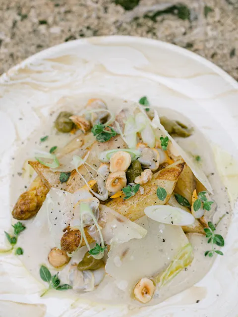 Sous les Pins par Les Agitateurs