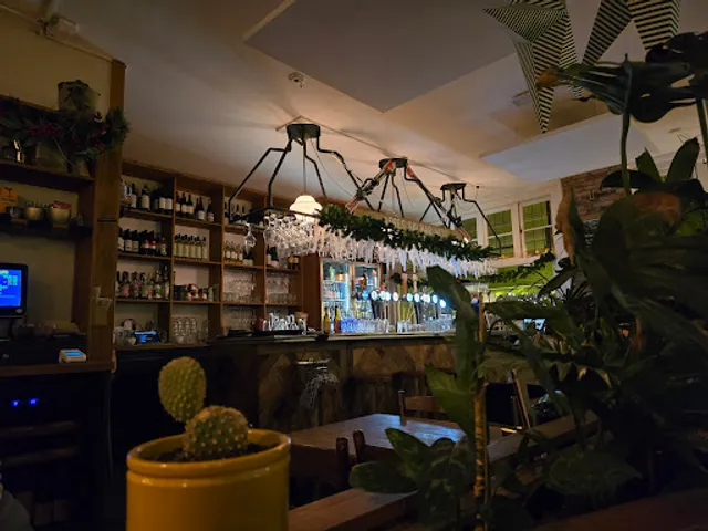 Restaurant Café West