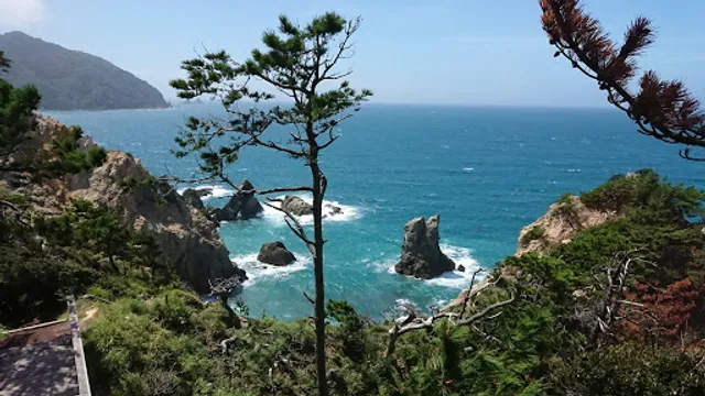 Koganezaki View Parking