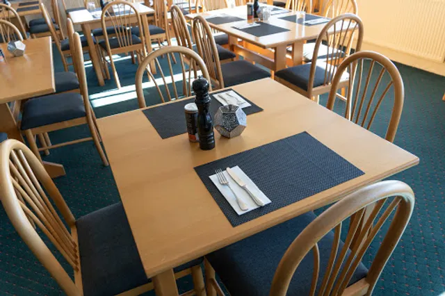 Attunga Lounge Bar And Restaurant