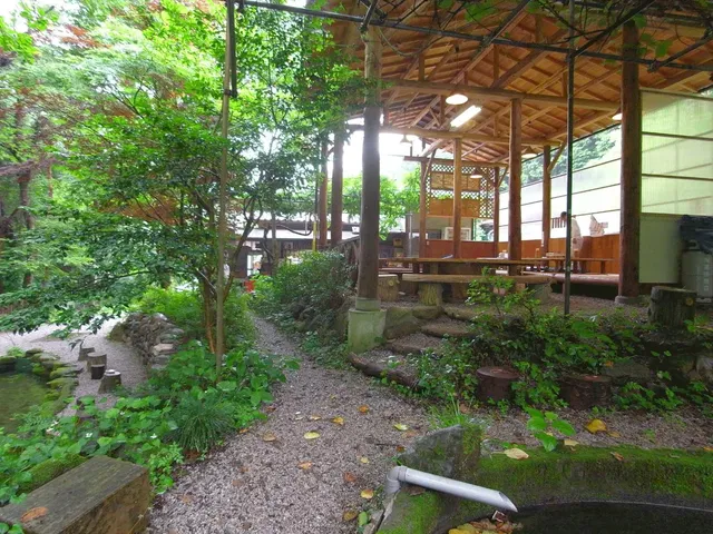 刈米マスつり場