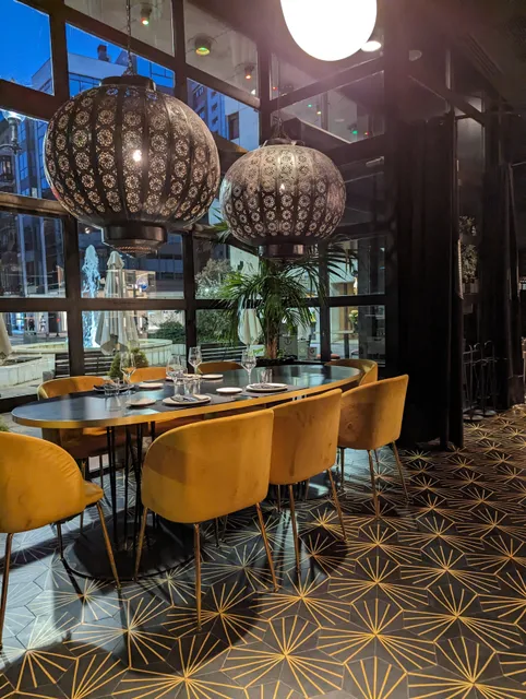 Gloria - Esther y Nacho Manzano